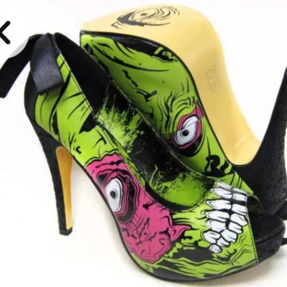 Heels - Picture 6 of 6